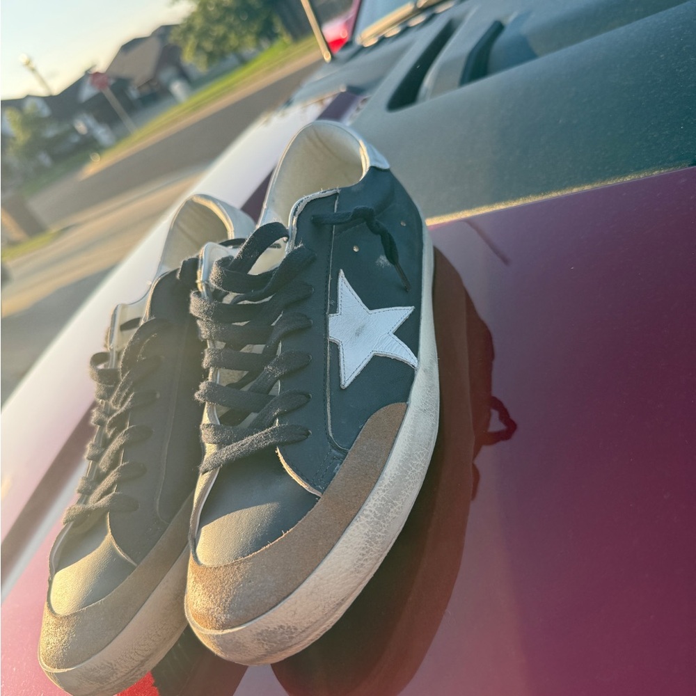 Golden Goose Men's Black and Tan Star Sneakers - Picture 3 of 7